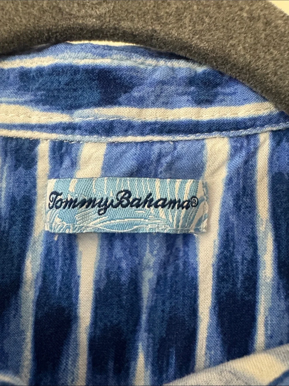 Tommy Bahama lightweight short